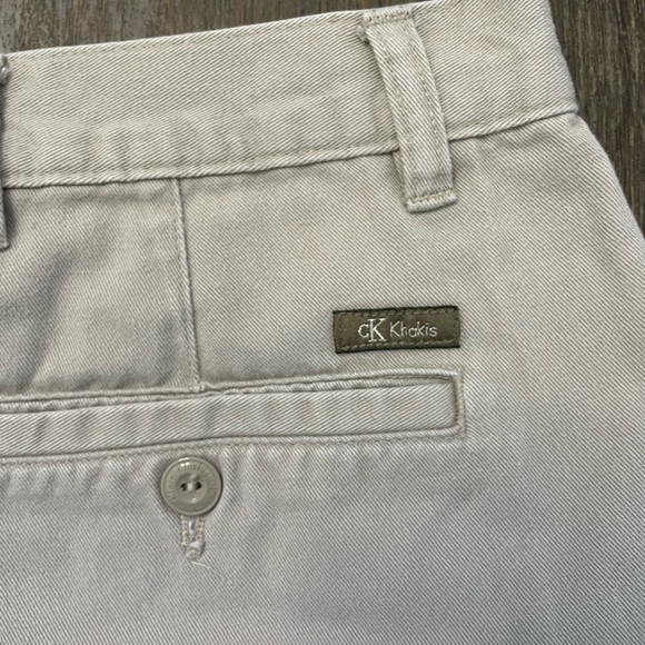 Calvin Klein Khaki (36) - Picture 3 of 5
